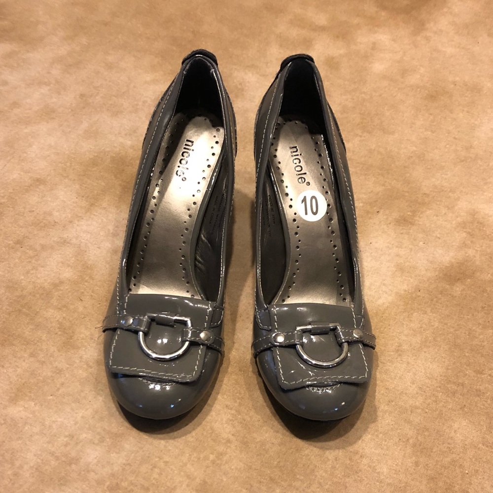 Grey Patent Leather Pumps by Nicole, Size 10